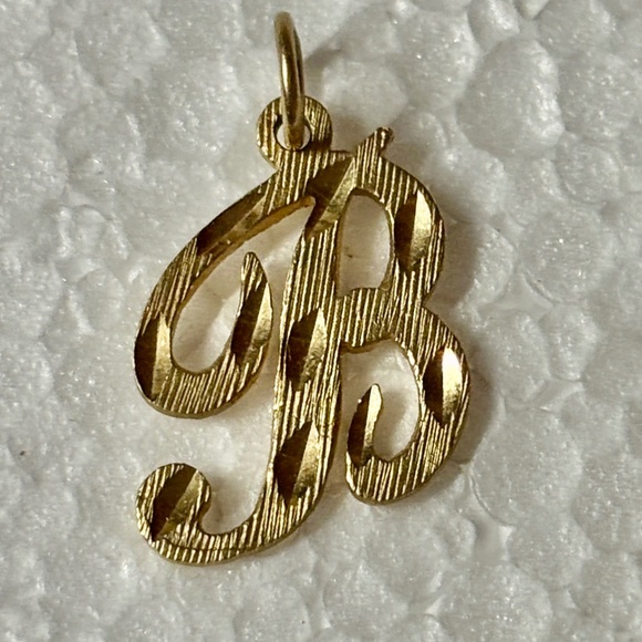 14K Jewelry - 14K GOLD INITIAL CHARM - B